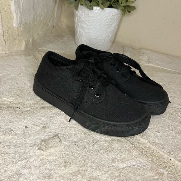 Faded Glory black canvas sneakers sz 12 - Picture 1 of 5